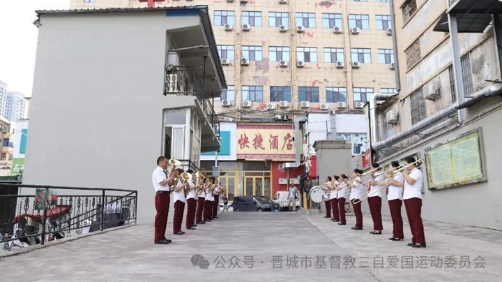 乐队.jpg