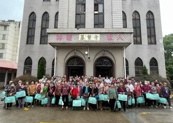 昆山市基督堂重阳节