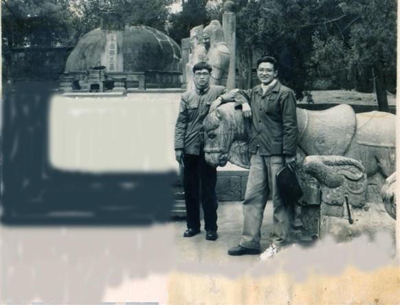 1964年，去杭州缝纫机厂交流学习
